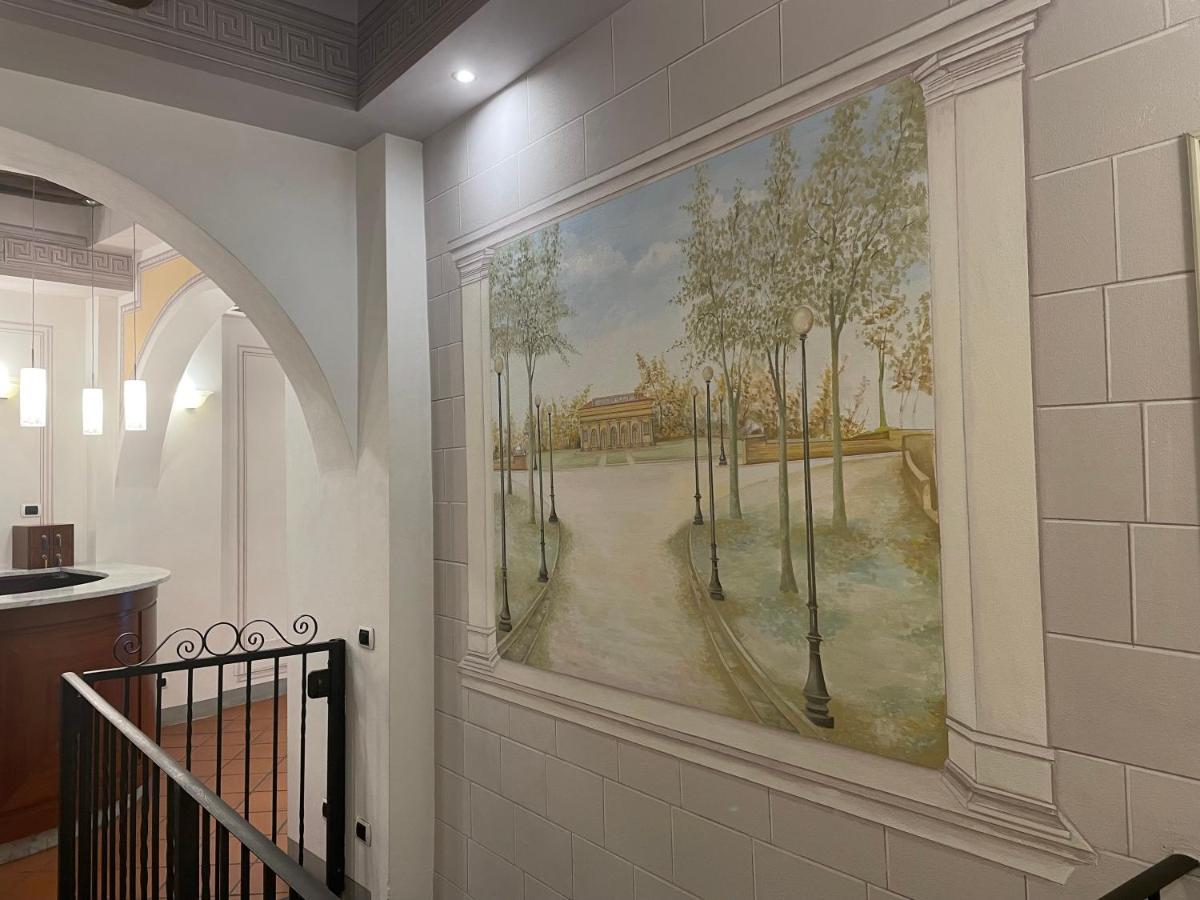 Bnb Dimora Dei Guelfi Lucca Eksteriør billede